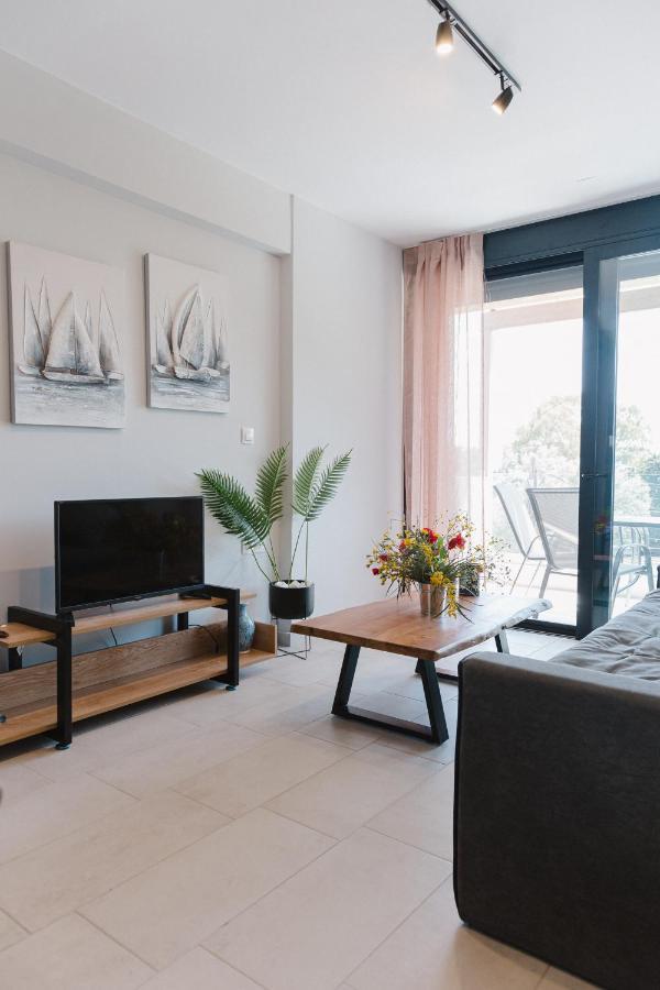 Ariti Luxury Apartment, Nikiana Exteriör bild