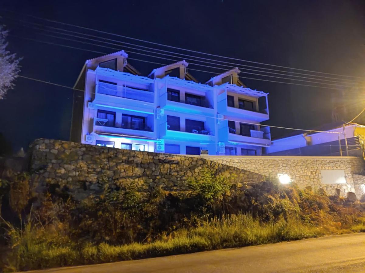 Ariti Luxury Apartment, Nikiana Exteriör bild